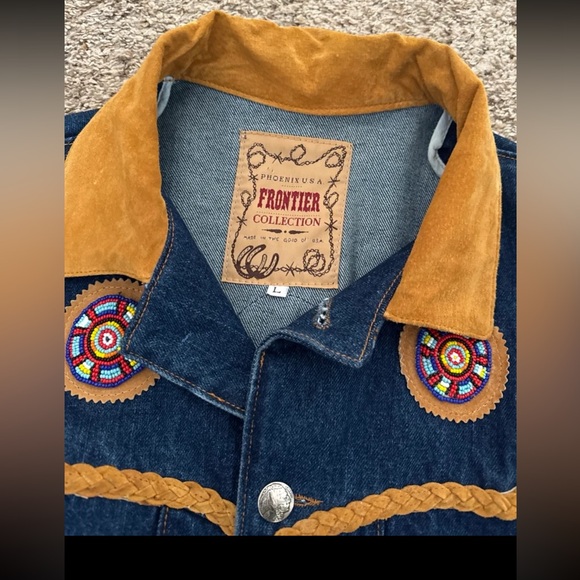Frontier Collection Phoenix USA Denim Beaded Leather detail Chore Coat sz Large - Picture 7 of 12